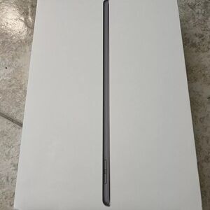 iPad 9th Generation A2602 Wi-Fi 64GB 10.2 Space Gray MK2K3LL/A EMPTY BOX ONLY